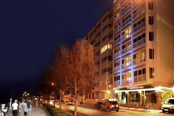 Diplomat Hotel (Sliema)